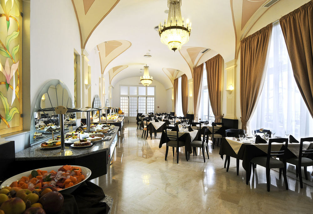 Majestic Hotel Tunisz Kültér fotó